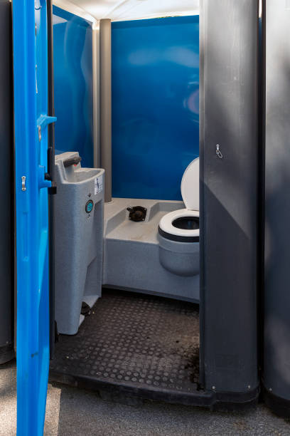 Best Restroom trailer rental cost  in Jefferson, WI